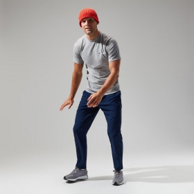  Camiseta clásica con logo para hombre, gris oscuro | Camisetas Berghaus